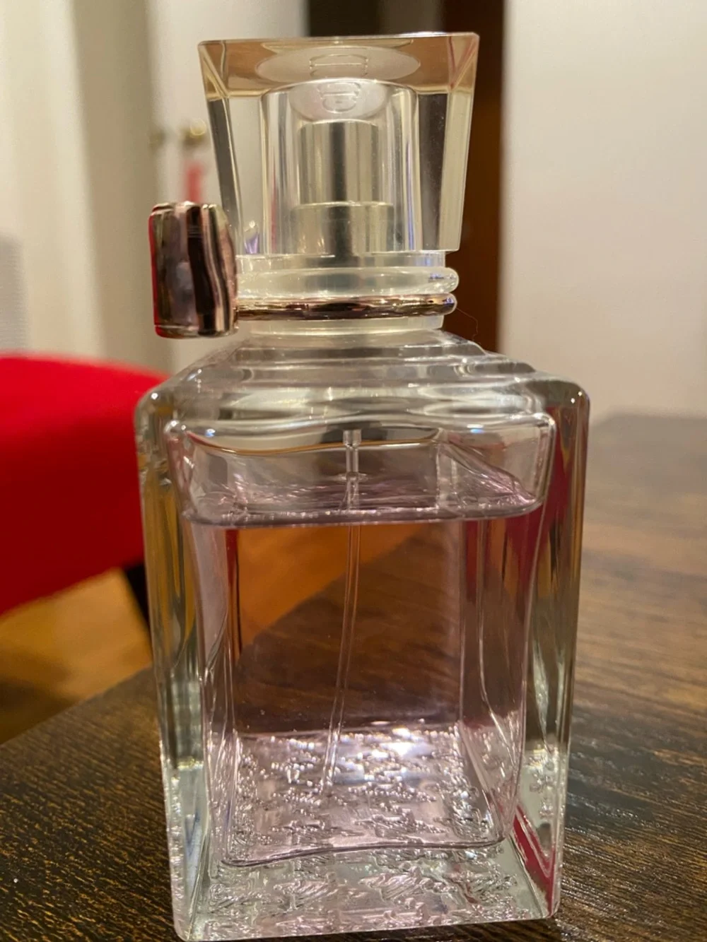 Dior Miss Dior Blooming Bouquet - Light Pink Glass Bottle Silver Bow. 3.4 oz. - Picture 6 of 6